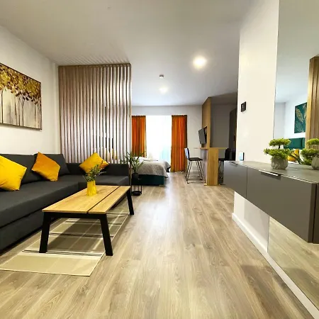 Apartment Charm *